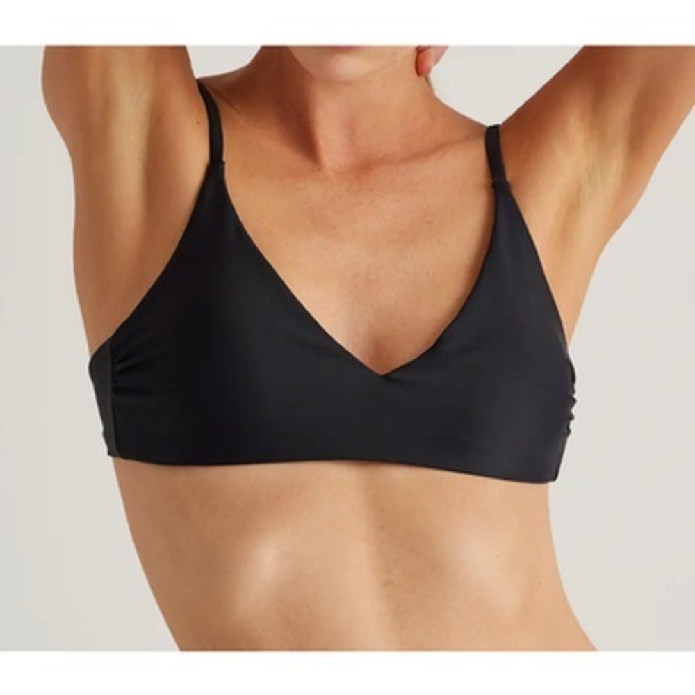 quince italian v-neck bikini top swimsuit in black, women size large